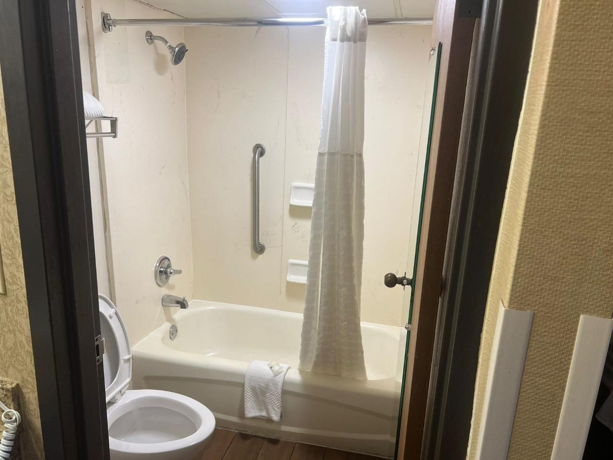Quality Inn Columbus, Ms Zewnętrze zdjęcie